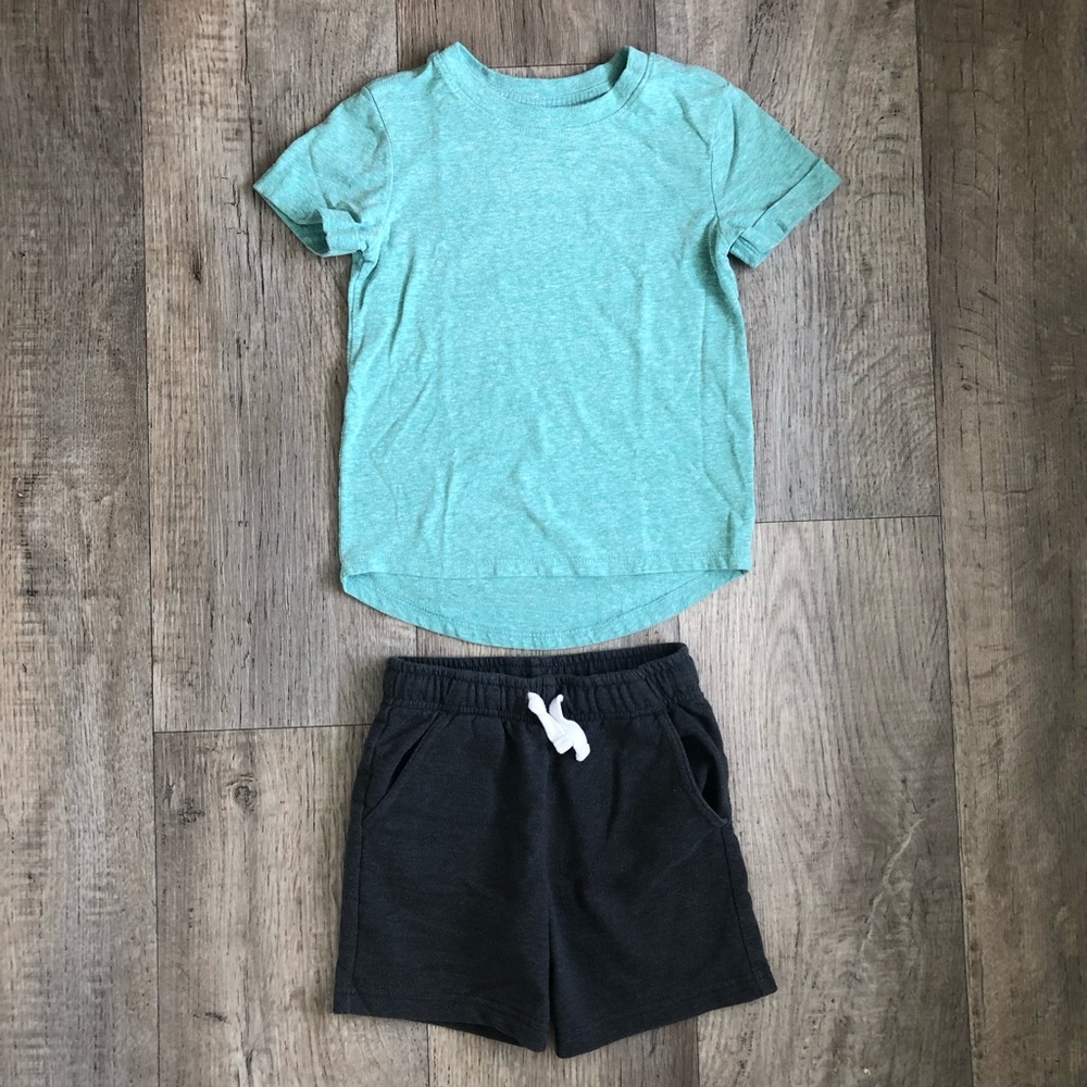 cotton t-shirt and shorts set